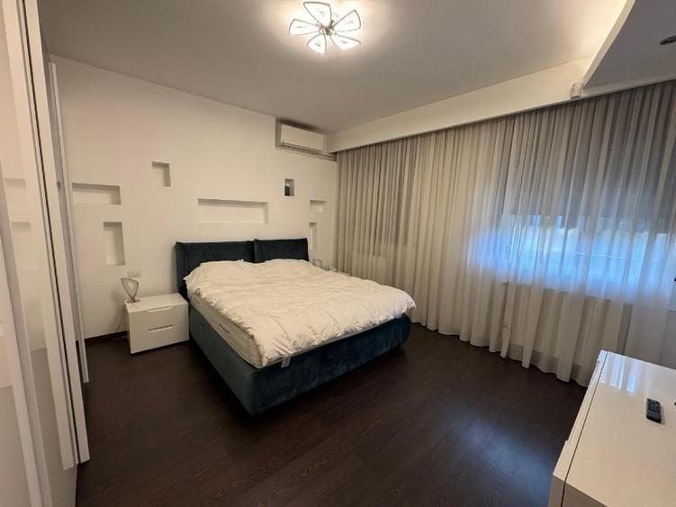 Apartament cu 4 camere decomandat în Primăverii