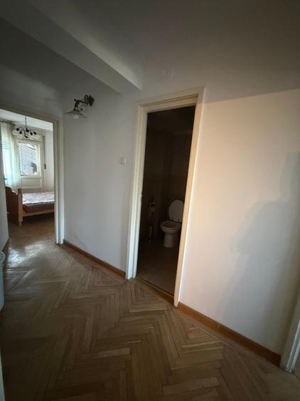 Apartament cu 4 camere semidecomandat în Ultracentral