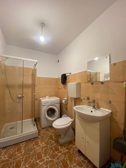 Garsonieră decomandată, mobilată în Central