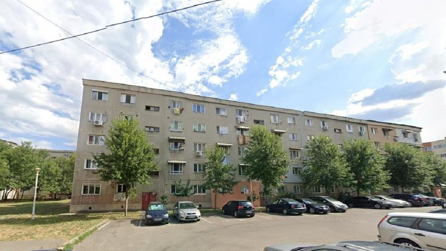 Apartament cu 3 camere în Crihala