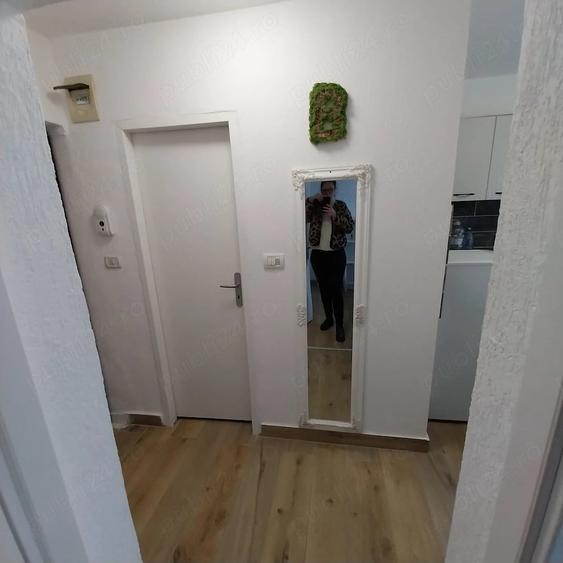 Garsonieră decomandată în Grădiște