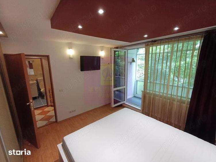 Apartament cu 3 camere decomandat în Berceni