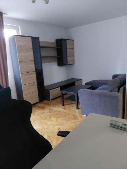 Inchiriez apartament 2 camere - 7