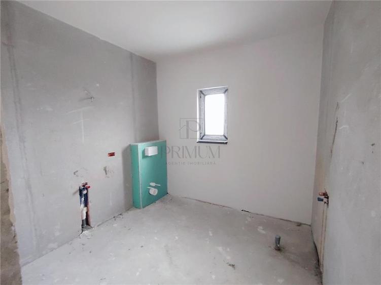 Duplex cu 4 camere cu Canalizare în Moșnița Veche