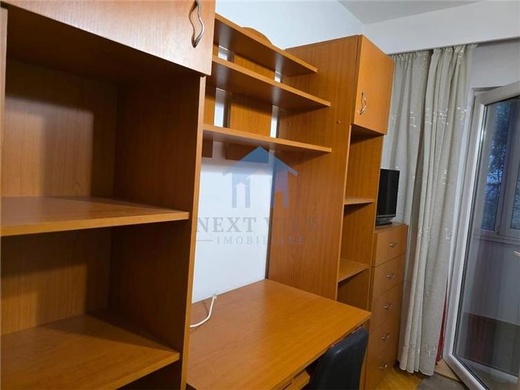 Apartament cu 2 camere decomandat în Între Lacuri