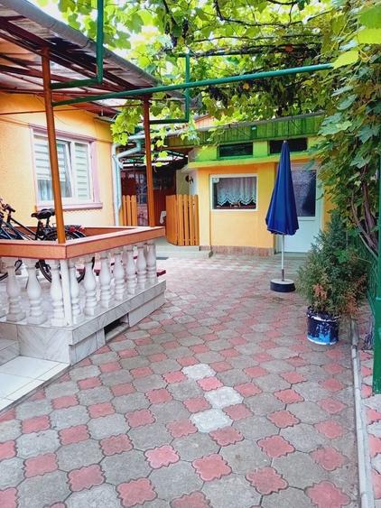 Casă cu 3 camere în Central