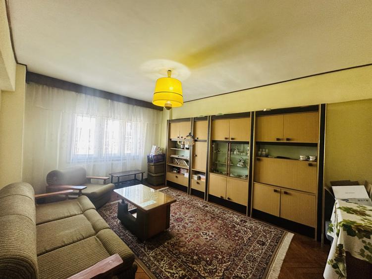 Apartament cu 4 camere decomandat, mobilat în Mănăștur — fotografia 1