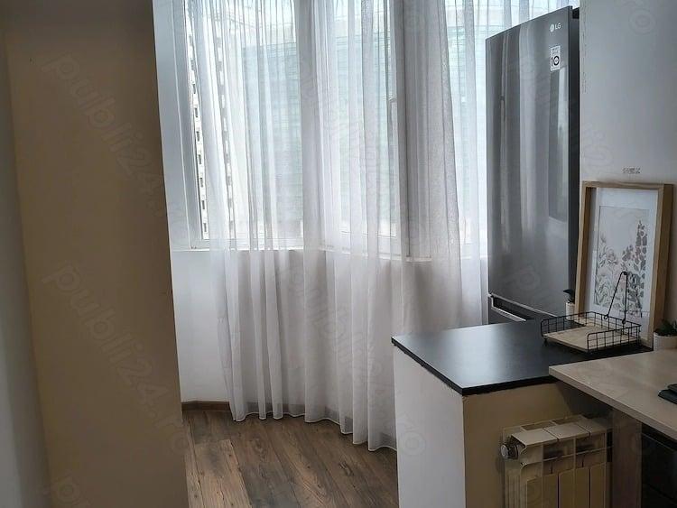 Apartament cu 2 camere decomandat, mobilat în Splaiul Unirii