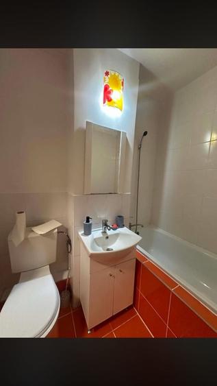 Apartament cu 2 camere decomandat în Careiului