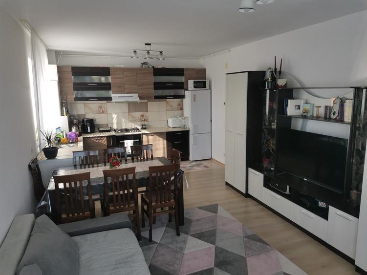 Inchiriez Apartament cu 3 camere bloc PRIMA - 15