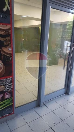 Spațiu comercial, de 48 mp, în Domenii