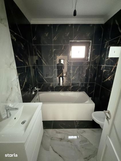 Casă cu 3 camere cu Teren 300 Mp în Central