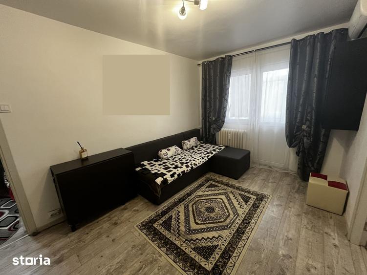 Apartament cu 2 camere în Podu Roș