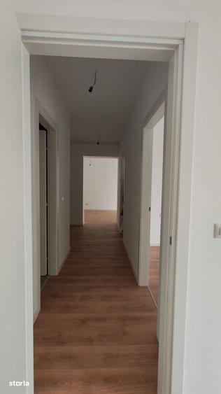 Apartament cu 3 camere decomandat în 13 Septembrie
