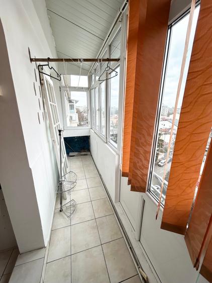 Apartament cu 2 camere semidecomandat, mobilat în Grivița