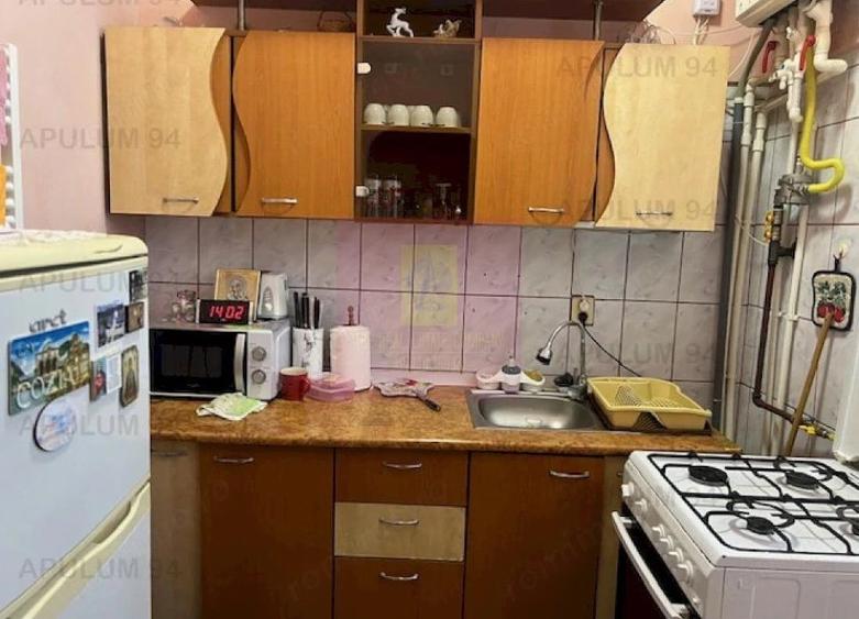 Apartament cu 2 camere semidecomandat în Universitate