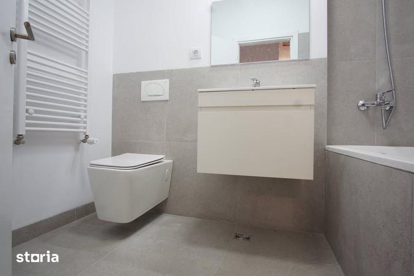 Spațiu comercial, de 43 mp, în Central