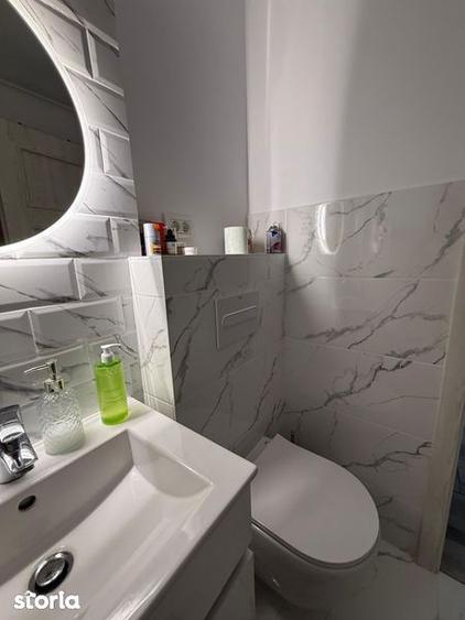 Apartament cu 2 camere semidecomandat, mobilat în P-ța Unirii