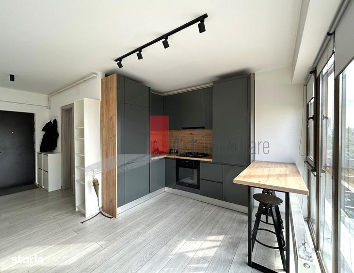 Apartament cu 3 camere, mobilat în Sud