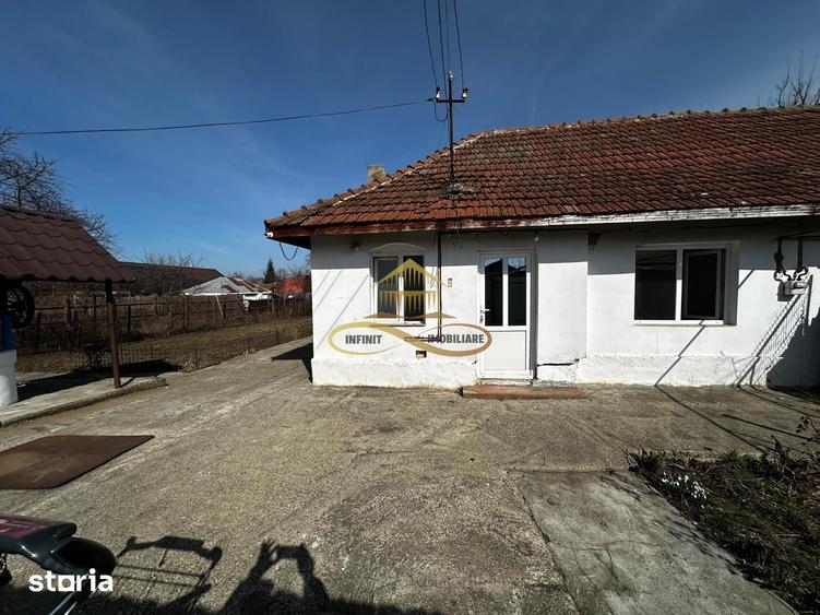 Casă cu 2 camere cu Teren 779 Mp în Tache