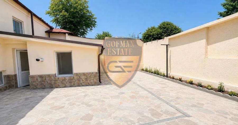 Casă individuală cu 4 camere cu Canalizare în Casa de Cultură