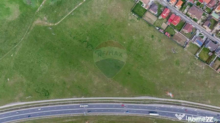 Teren în Sânpetru