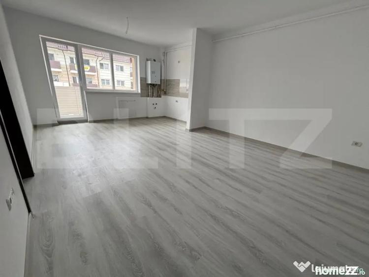 Apartament cu 2 camere semidecomandat în Sânpetru