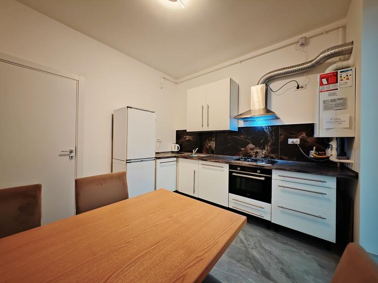 Apartament cu 2 camere decomandat, mobilat în Splaiul Unirii
