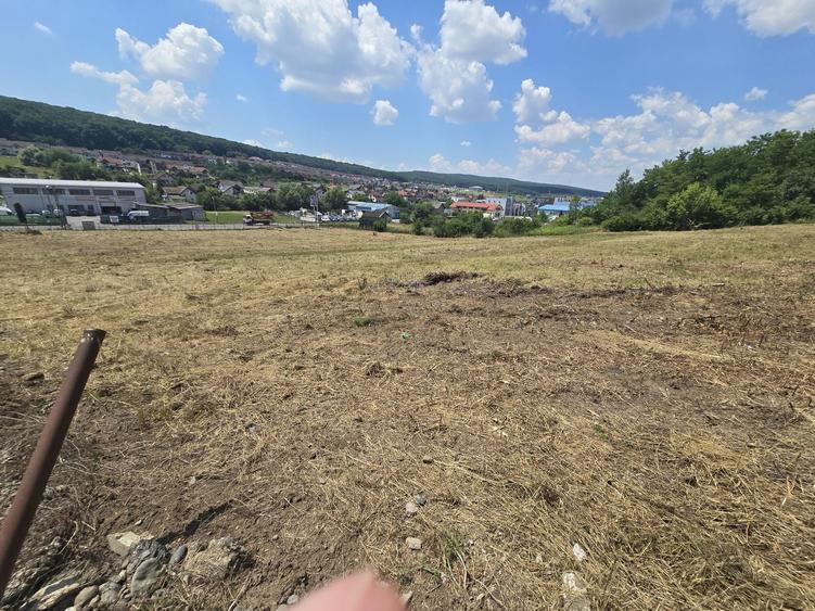 Teren Construcții intravilan de 16476 mp, în Corunca