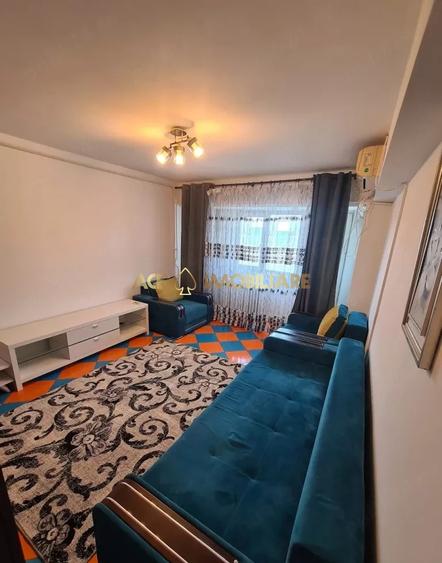Apartament cu 3 camere decomandat, mobilat în Berceni