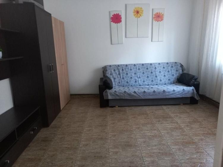 Inchiriez apartament mobilat - 5