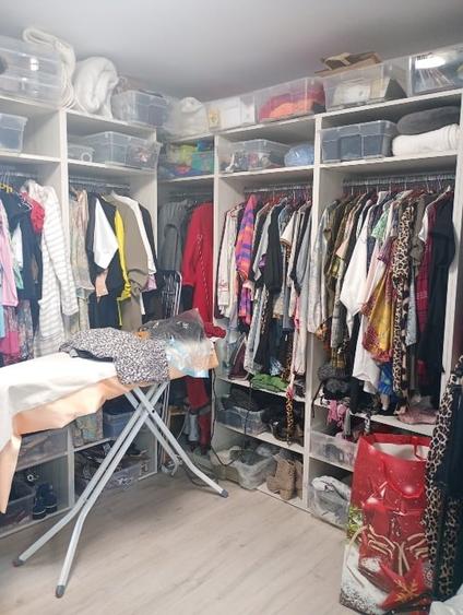 Duplex cu 5 camere cu Canalizare în Utvin