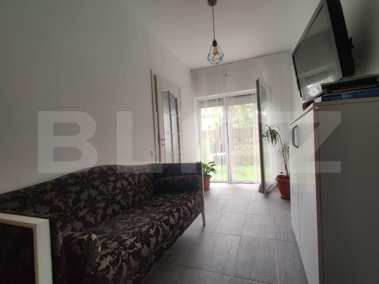 Apartament cu 2 camere semidecomandat, mobilat în Sânmartin