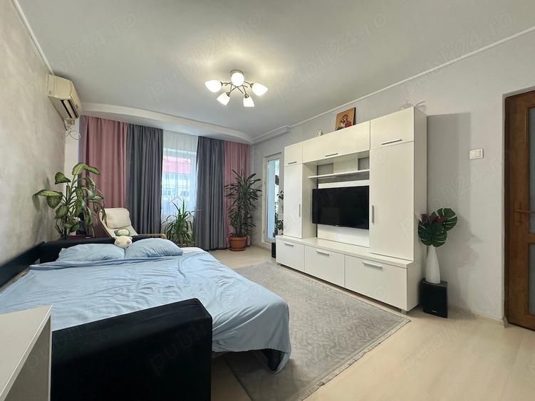 Apartament cu 2 camere decomandat în Ozana