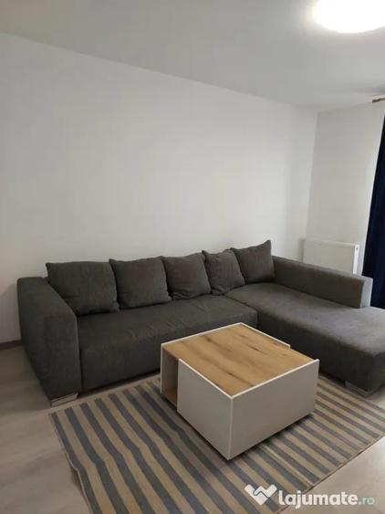 Apartament cu 2 camere decomandat în Giroc