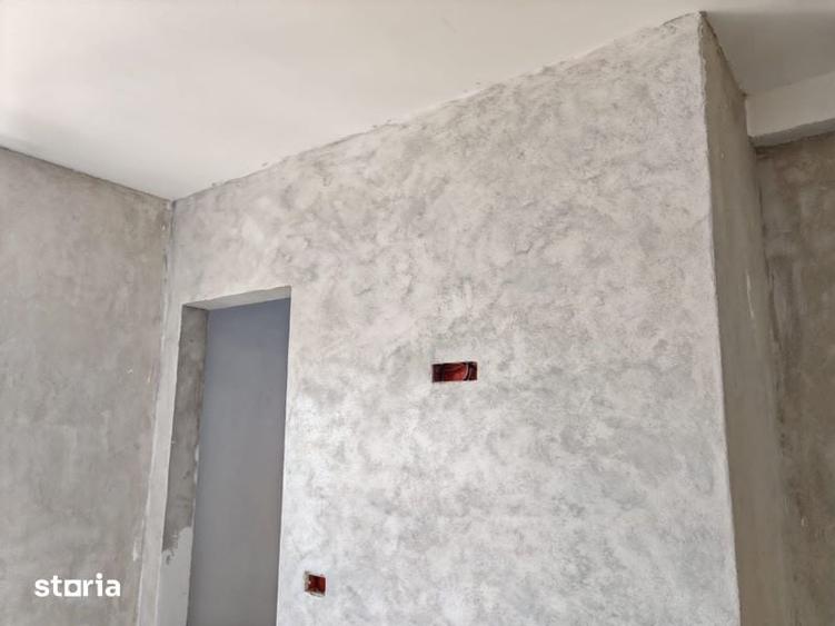 Casă cu 4 camere decomandat cu Teren 170 Mp în Livada