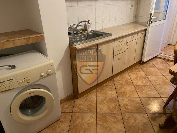 Apartament cu 3 camere decomandat, mobilat în Stadion