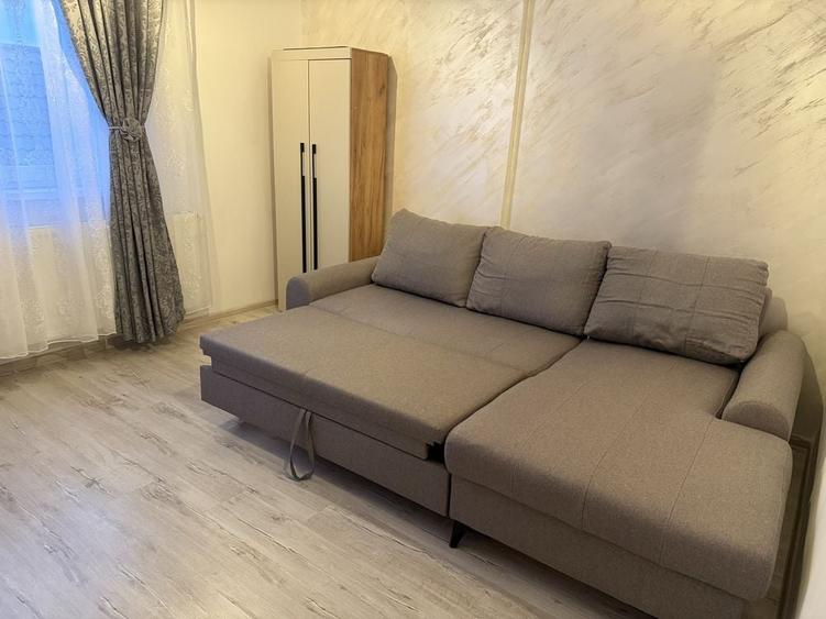 Inchiriez garsoniera cu scara interioara si terasa exterioara amenajata! - 6