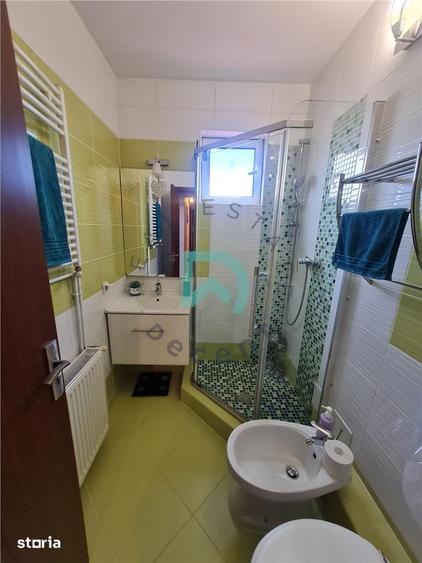 Apartament cu 3 camere semidecomandat, mobilat în Astra