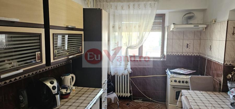 Apartament cu 2 camere decomandat, mobilat în I. C. Frimu