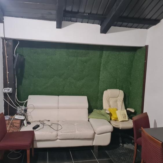 Spațiu comercial, de 80 mp, în Grumăzești