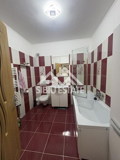 Apartament cu 2 camere decomandat în Terezian