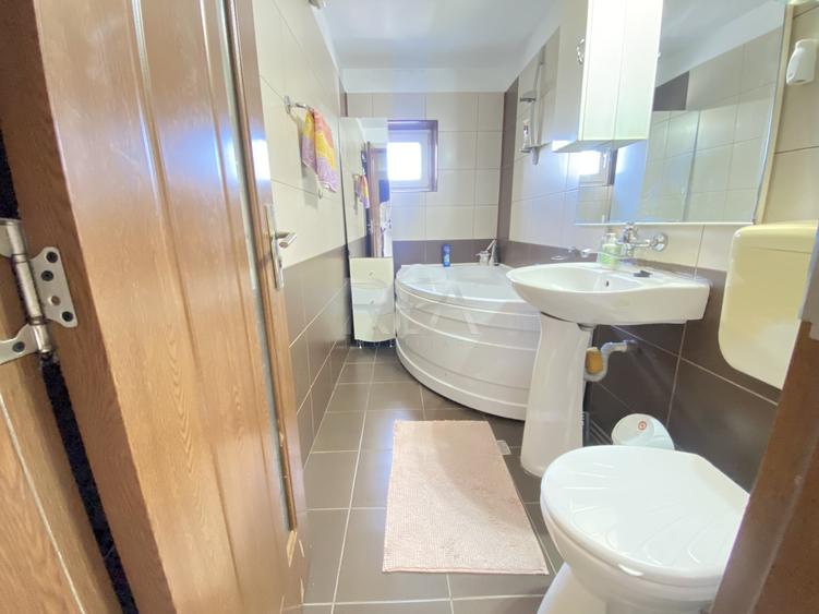 3 camere-Decomandat-Centrala Proprie/13 septembrie - 7