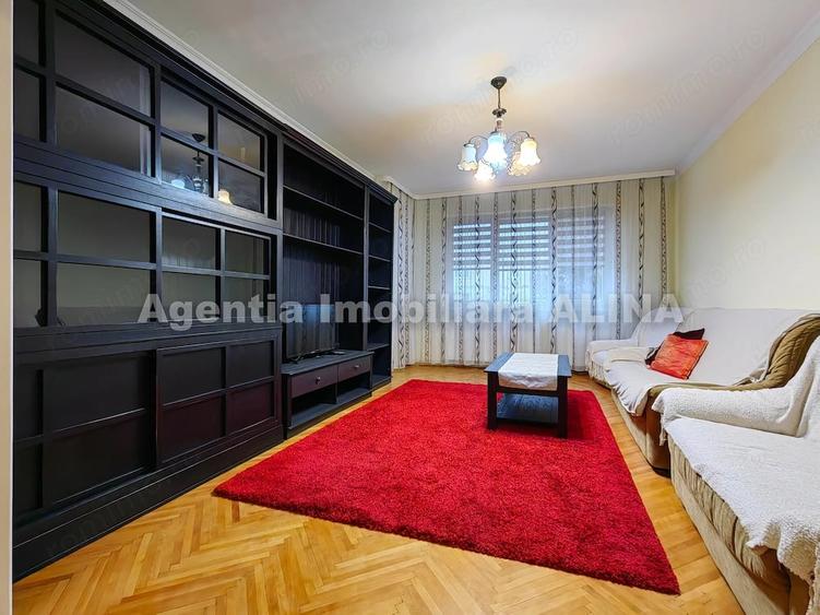 Apartament cu 4 camere decomandat în Kogălniceanu