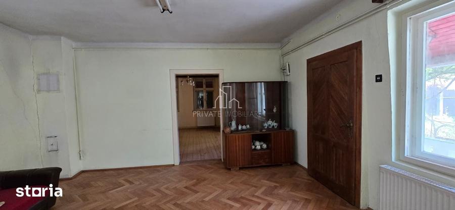 Casă cu 3 camere cu Teren 250 Mp în Bunești