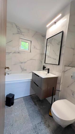 Apartament cu 2 camere semidecomandat în Mărăști