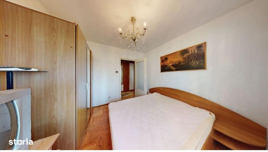 Apartament cu 3 camere decomandat în Vasile Aaron