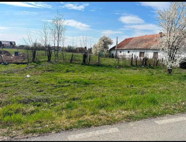 Spațiu comercial, în Țipari