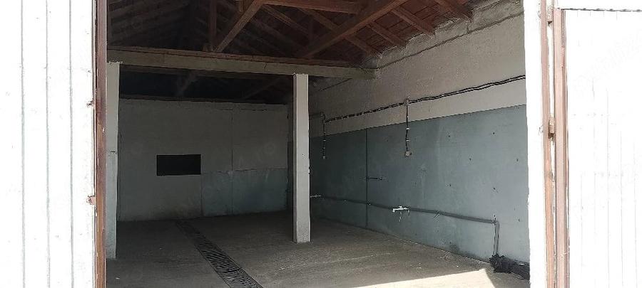 Spațiu comercial, de 120 mp, în Central
