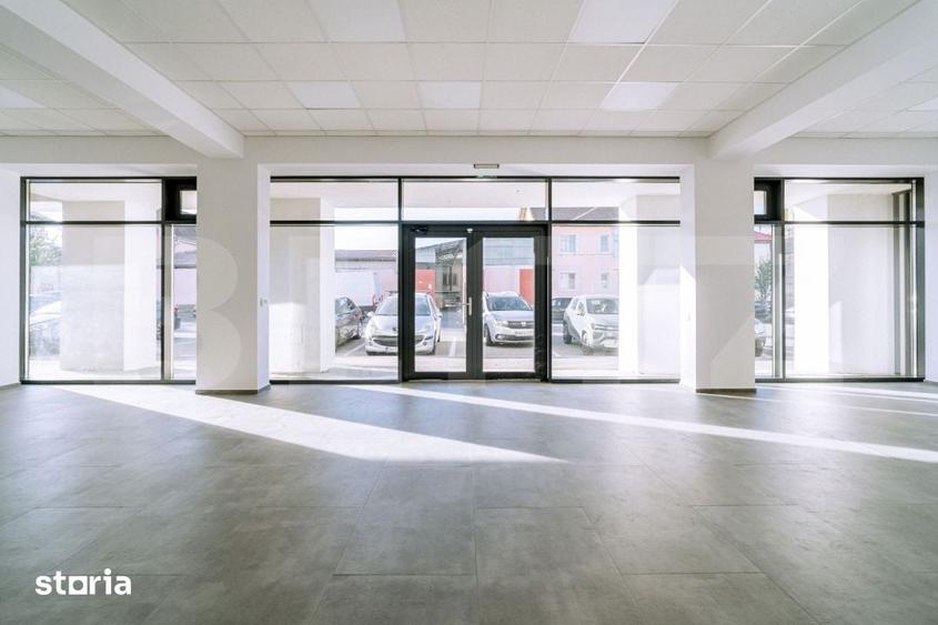 Spațiu comercial, de 69 mp, în Oșorhei